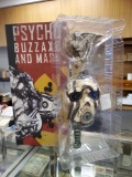 BORDERLANDS 2 COLLECTORS PSYCHO BUZZ AXE AND MASK, IN THE ORIGINAL BOX, PLEASE SEE THE PICTURES FOR