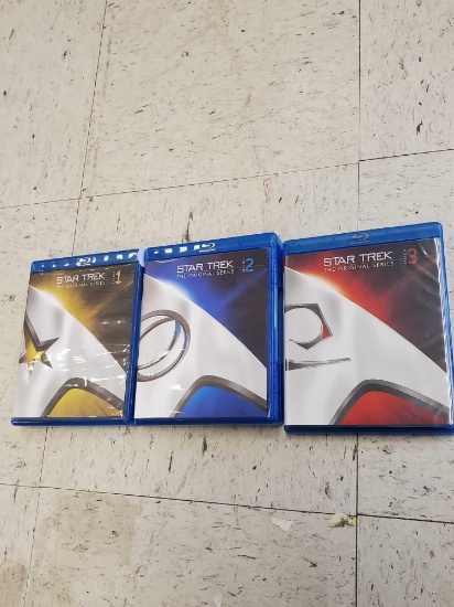 LOT OF 3 BLURAYS, STAR TREK THE ORIGINAL SERIES, SEASON 1-3, PLEASE SEE THE PICTURES FOR MORE