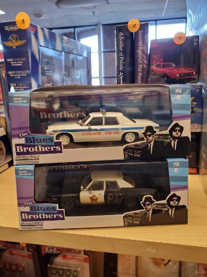 2 GREENLIGHT HOLLYWOOD MODEL CARS, THE BLUES BROTHERS, 1:43 SCALE, DODGE MONACO CHACAGO POLICE, AND