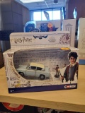 CORGI, HARRY POTTER FLYING FORD ANGLIA MODEL, COMES WITH TO SCALE HARRY AND RON MODELS, PLEASE SEE