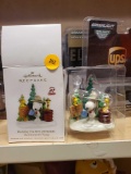 HALLMARK KEEPSAKE,PEANUTS, HOLIDAY EN-TREE-PRENEURS, 2011 PLEASE SEE THE PICTURES FOR MORE