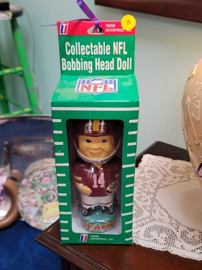 (RM1) TWINS ENTERPRISE COLLECTIBLE REDSKINS NFL BOBBING HEAD DOLL IN ORIGINAL PACKAGING. MEASURES