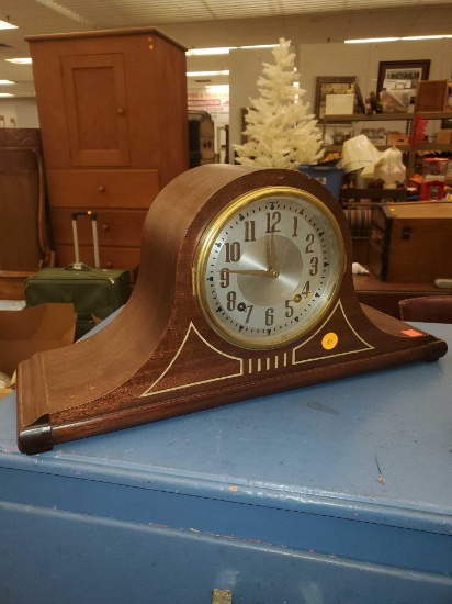 VINTAGE PLYMOTH INLAYED WOOD CASE MANTLE CLOCK, SOME SCRATCHES AND BLEMISHES, HAS PENDULUM, NO KEY,