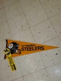 PITTSBURGH STEELERS PENNANT FLAG WITH BUTTON AND STICKER 30