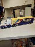 ROAD CHAMPS VALVOLINE NO.6 TEAM TRANSPORT, 1/24 SCALE, PLEASE SEE THE PICTURES FOR MORE INFORMATION.