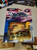 HOTWHEELS RACING 1:24 SCALE STOCK CAR SEALED, MARK MARTIN NO 6. PFIZER RACE DAY, SEALED HOWEVER IT