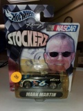 HOTWHEELS STOCKERZ MARK MARTIN NO.6 1:24 SCALE STOCK CAR, PFIZER, PLEASE SEE THE PICTURES FOR MORE