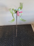 BENCHMADE METAL FROG YARD DECORATION MADE OUT OF FORKS. MEASURES APPROX 6