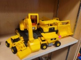 LOT OF 8 YELLOW AND BLACK CAT TRUCKS AND BULLDOZERS. VARIOUS SIZES.