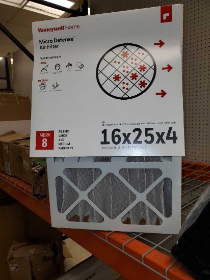 16x25x4 MERV 8 HONEYWELL HOME MICRO DEFENCE AIR FILTER, PLEASE SEE THE PICTURES FOR MORE