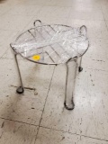 METAL PLANT STAND, 8 5/8