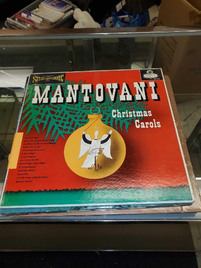 LOT OF 8 RECORDS, MISC GENRES, MANTOVANI CHRISTMAS CAROLS, STAR DUST BOSTON POP, YOU ASKED FOR IT