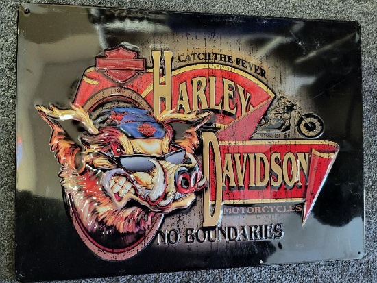 HARLEY DAVIDSON NO BOUNDARIES HOG CATCHING THE FEVER BAR & SHIELD TIN SIGN. IS SOLD AS IS WHERE IS