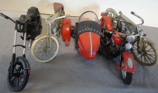LOT OF 4 TOY MOTORCYCLES ? (2) 1913 HARLEY DAVIDSON, CHOPPER, MOTORCYCLE WITH SIDECAR ALL ITEMS ARE