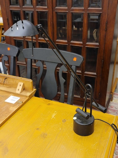 (R1) MODERN BLACK METAL COUNTER WEIGHTED ADJUSTABLE DESK LAMP. IT MEASURES APPROX. 25" TALL FULLY