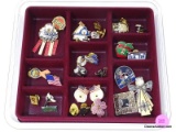 TRAY LOT OF VINTAGE MISC. ADVERTISEMENT/COLLECTOR PINS + 2 DECORATIVE BROOCHES. COMES IN A HARD