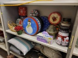 SHELF LOT TO INCLUDE 10 DECORATIVE CHRISTMAS/WINTER HOLIDAY TINS, PARTIAL BOX OF GOODSENSE