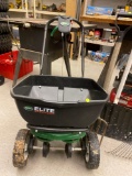 SCOTTS ELITE PUSH SPREADER