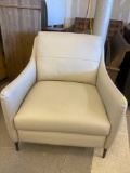 Abbyson Cordelia Leather Chair 33? x 37? x 35? Retail Value $1,200.00