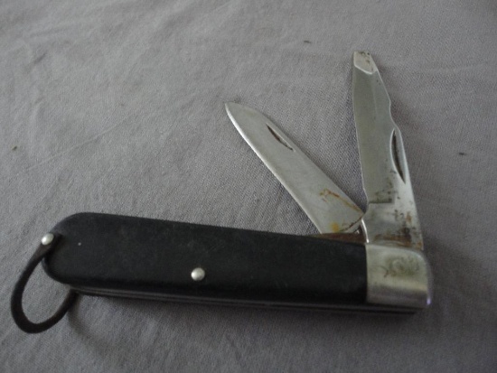 CAMILLUS ELECTRICIANS POCKET KNIFE ALL ITEMS ARE SOLD AS IS, WHERE IS, WITH NO GUARANTEE OR