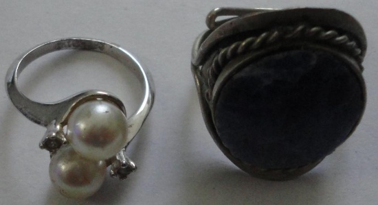 2 STERLING RINGS ALL ITEMS ARE SOLD AS IS, WHERE IS, WITH NO GUARANTEE OR WARRANTY. NO REFUNDS OR