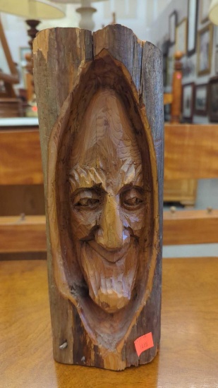 FOLK ART WOOD HEAD CARVING MEASURES APPROXIMATELY 4 IN X 5 IN X 12 IN.