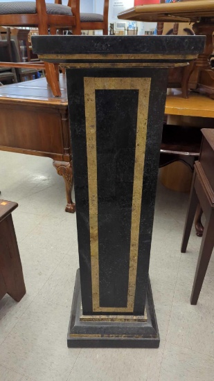 NEOCLASSICAL EARLY STYLE BLACK TESSELLATED FAUX MARBLE COLUMN PEDESTAL MEASURES APPROXIMATELY 14 IN
