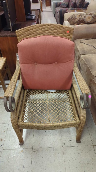 HAMPTON BAY WICKER AND METAL PATIO CHAIR WITH CUSHIONS, MEASURES APPROXIMATELY 27 IN x 25 IN x 37
