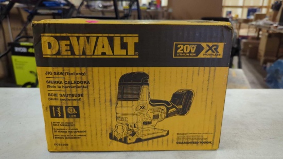 DEWALT 20 V MAX XR BRUSHLESS JIG SAW IN THE ORIGINAL BOX RETAIL PRICE VALUE $200.00 FACTORY SEALED.