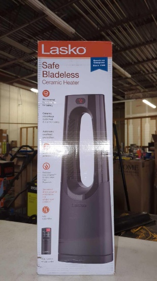 LASKO SAFE BLADELESS CERAMIC HEATER WITH A REMOTE, IN THE ORIGINAL BOX RETAIL PRICE VALUE $110.00
