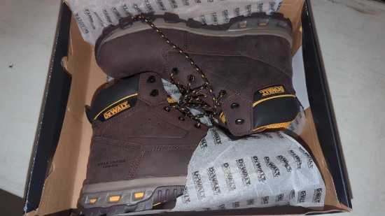 DEWALT HALOGEN DXWP84354 SIZE 12W STEEL SAFETY SHOES.