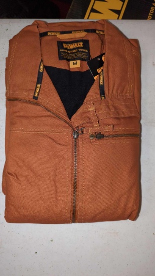DEWALT DECATUR JACKET SIZE MENS MEDIUM COLOR TAN NEW IN PACKAGE