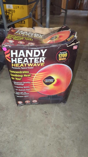 HAMDY HEATER HEATWAVE CERAMIC PARABOLIC ELETRIC SPACE HEATER, IN THE ORIGINAL BOX BUT OPEN RETAIL