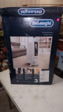 DELONGHI DRAGON DIGITAL FULL ROOM RADIANT HEATER IN THE ORIGINAL BOX, RETAIL PRICE VALUE $170.00