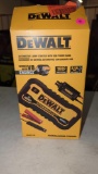 DEWALT 1600 PEAK AMP LITHIUM JP STARTER WITH USB POWER BANK FOR AUTOMOTIVE WORKS WITH V8 IN THE