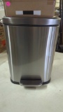 AMAZON BASICS 5 LITER 1.3 GALLON SOFT CLOSE DMALL TRASH CAN WITH FOOT PEDAL, BRUSHED STAINLESS