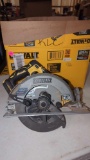 DEWALT 20 V MAX XR CORDLESS BRUSHLESS 7 1/4 IN. CIRCULAR SAW WITH BLADE IN ORIGINAL BOX RETAIL PRICE
