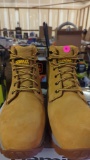 DEWLT INDUSTRIAL FOOTWEAR MENS 12 WIDE WHEAT STYLE STEEL TOE WORK BOOTS, LOOKS TO BE NEW, EXCELLENT