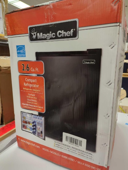 Magic Chef 2.6 cu. ft. Mini Fridge in Black, ENERGY STAR. Comes in factory Banded unopened box. H