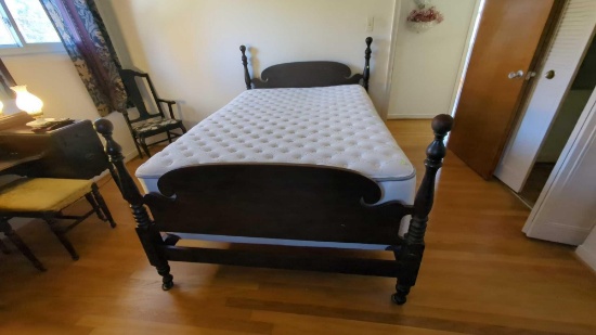 (BR1)80X55" FULL SIZE CANNONBALL STYLE HEADBOARD AND FOOT BOARD, DARK MAHOGANY, ON CASTERS, IN GOOD