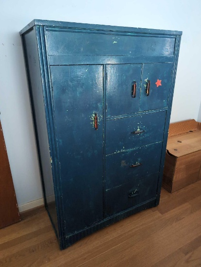 (BR2) VINTAGE CUSTOM PAINTED BLUE WARDROBE FEATURING A SINGLE DOOR ON THE LEFT, TWO CABINET DOORS