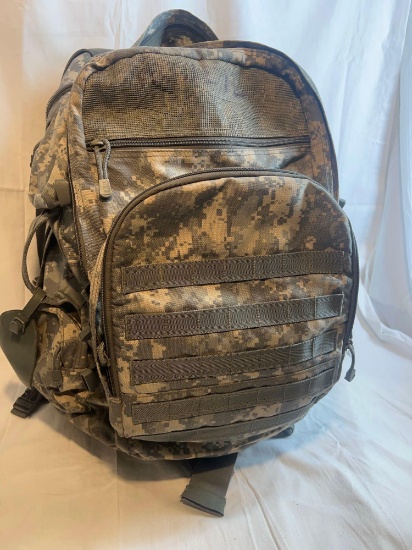 Authentic Military Rucksack. Plenty of compartments. Heavy duty.
