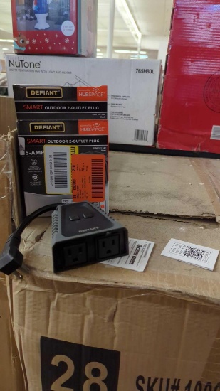 LOTOF 4 BOXES TO INCLUDE, DEFIANT SMART OUTDOOR TO OUTLET PLUG POWERED BY HUB SPACE, FIVE AMP,
