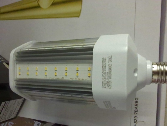 FEIT ELECTRIC 400 W EQUIVALENT CORN COB E26 BASE WITH E39 MOGUL ADAPTER HIGH LUMEN DAYLIGHT 5000K