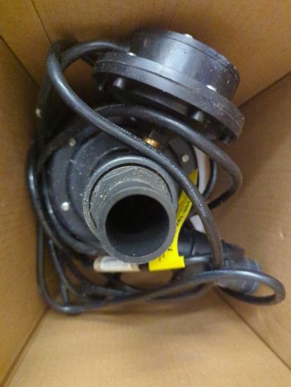 Everbilt 1/3 HP Utility Sink Pump Appears to be Used Retail Price $239.00 Sku - 1002303674