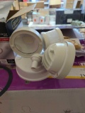 DEFIANT TGS 150 WATT EQUIVALENT 2500 LUMEN 180 DEGREE WHITE MOTION SENSING DUSK TO DAWN INTERGRATED