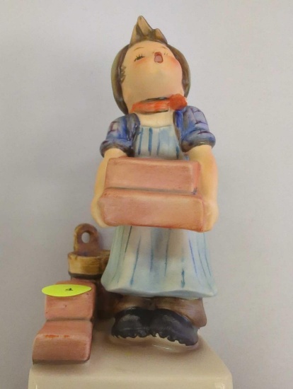 Hummel Figurine by Goebel #305 "The Builder", 5.5" H, Retail Price $80, Appears to be in Good