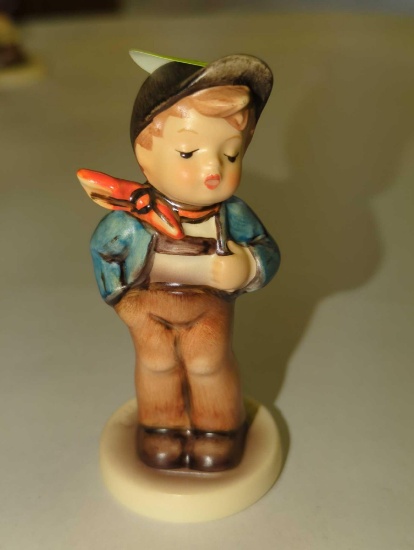 Hummel Goebel "Lucky Fellow" 3.625" #560 Collectible, Membership Year 1992-93, Appears to be in