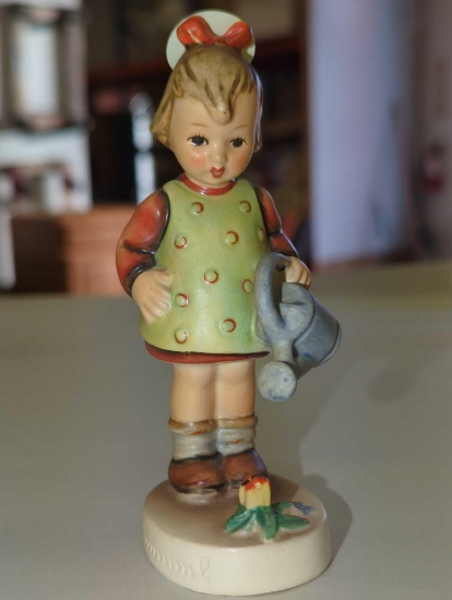 Goebel Hummel Figurine LITTLE GARDENER #74, Measure Approximately 4.5 inches Tall Retail Price Value