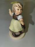 GOEBEL HUMMEL FIGURINE 